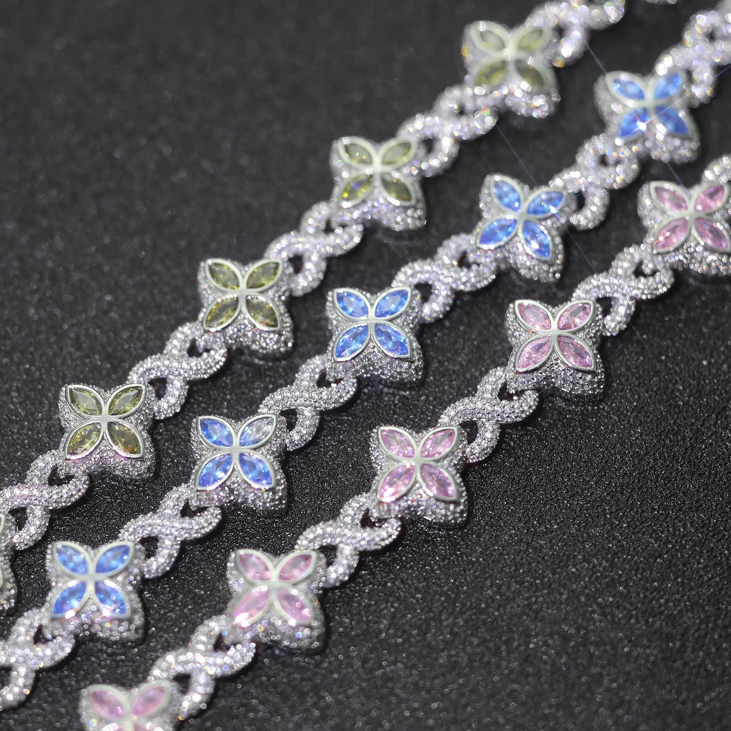 bracelet pale garden